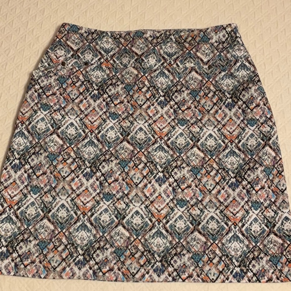 Lisette L Montreal size 0 golf skort/skirt, pull on, high waist, tummy control